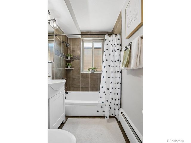 271 N Grant St 202, Denver, CO 80203
