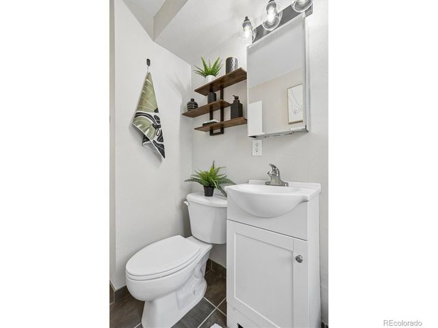 271 N Grant St 202, Denver, CO 80203