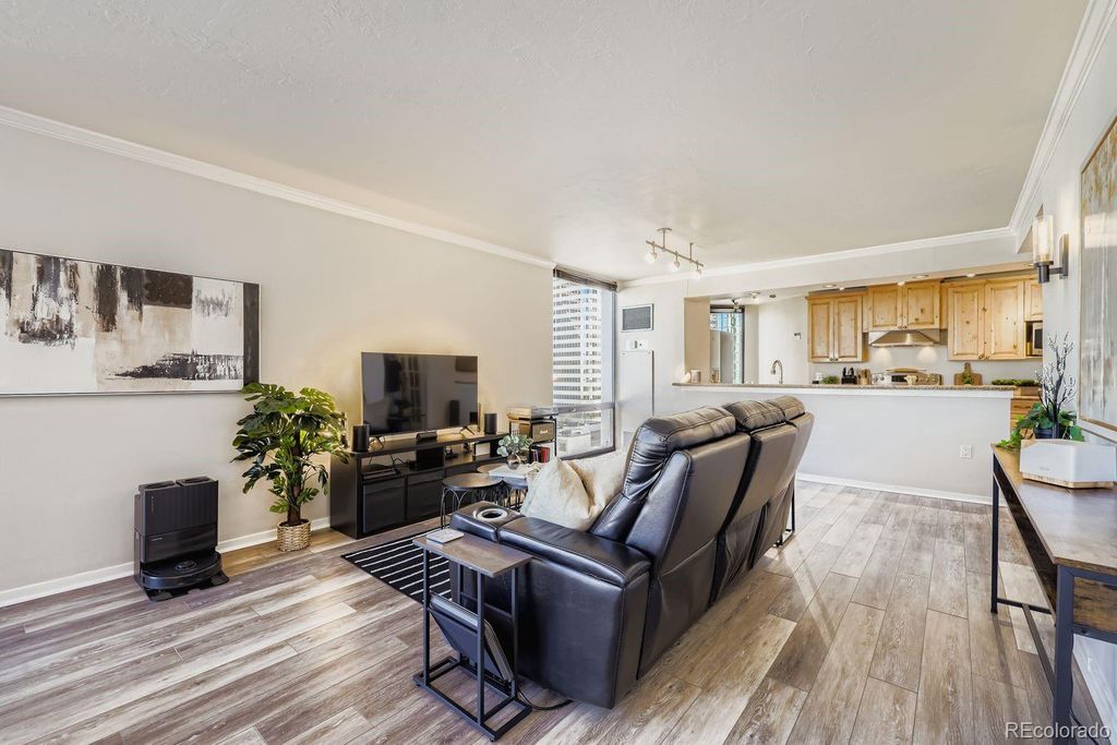 1625 Larimer Street 1007, Denver, CO 80202
