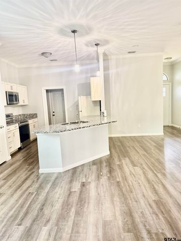 5807 Deauville St., Tyler, TX 75704