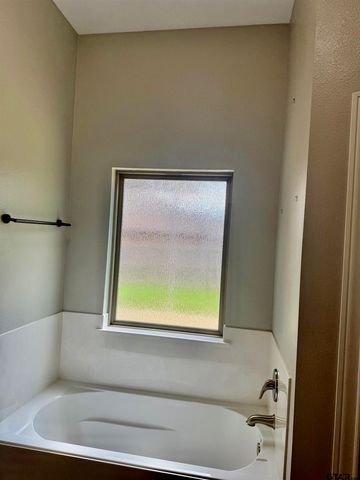 5807 Deauville St., Tyler, TX 75704
