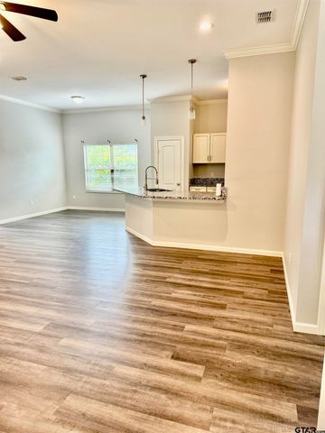 5807 Deauville St., Tyler, TX 75704