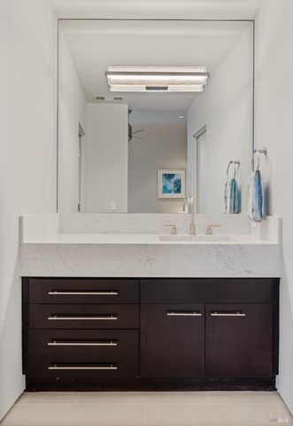 860 Meadowood Ln, St. Helena, CA 94574