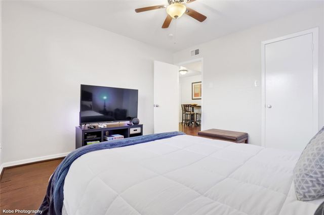 2800 Jeanetta Street 1013, Houston, TX 77063