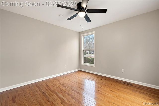 6885 Aeroview Street, West Bloomfield, MI 48324