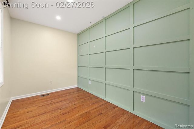 6885 Aeroview Street, West Bloomfield, MI 48324