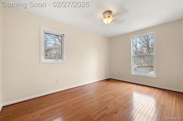 6885 Aeroview Street, West Bloomfield, MI 48324