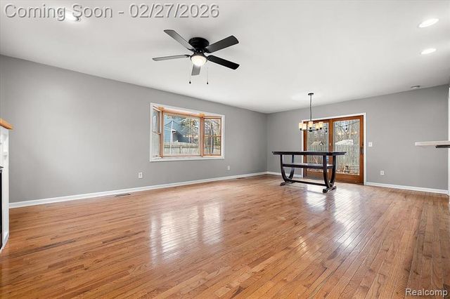 6885 Aeroview Street, West Bloomfield, MI 48324