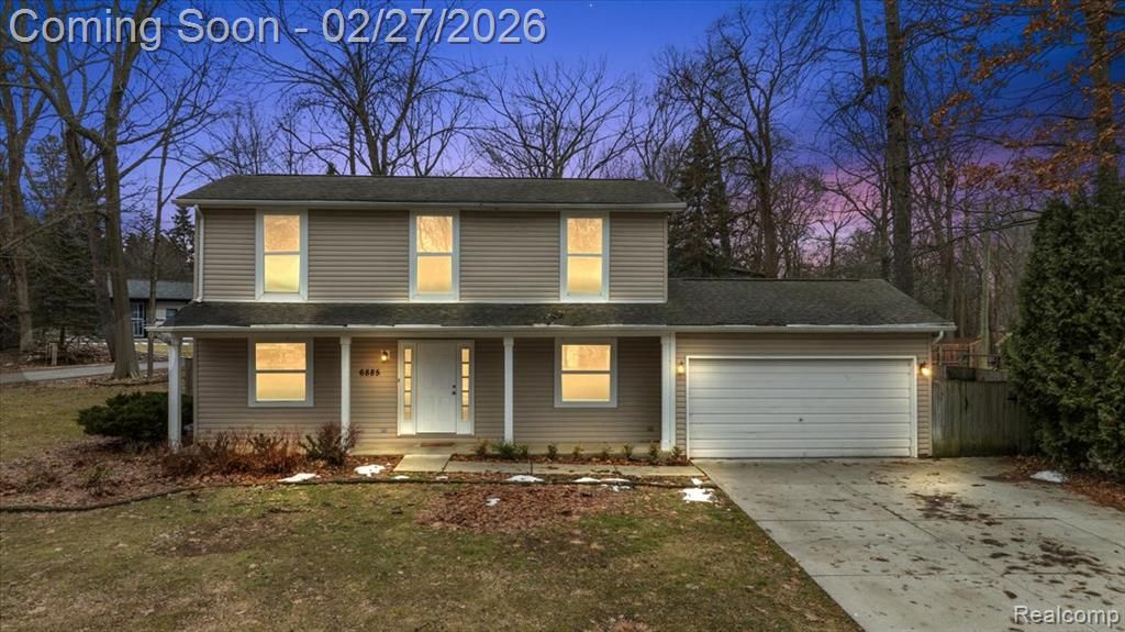 6885 Aeroview Street, West Bloomfield, MI 48324
