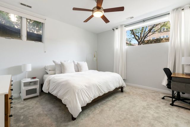 2065 N Kedzie Avenue 104, Chicago, IL 60647