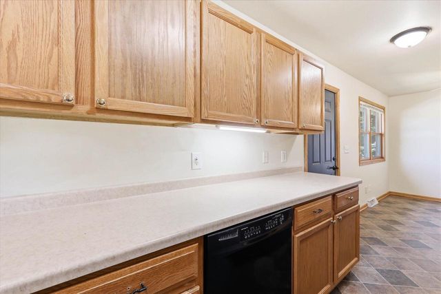 2224 GEELE AVENUE, Sheboygan, WI 53083
