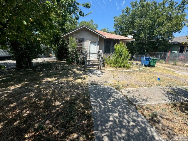 419 Rivas, San Antonio, TX 78207