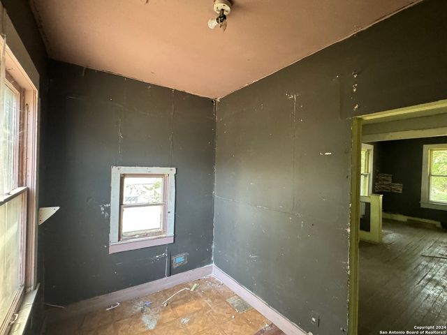 419 Rivas, San Antonio, TX 78207