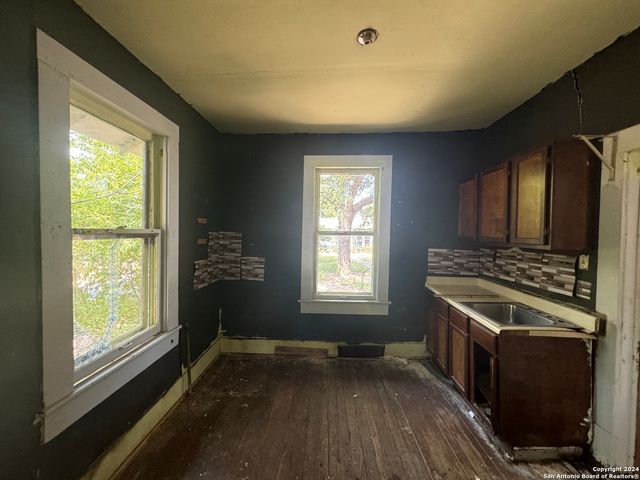 419 Rivas, San Antonio, TX 78207