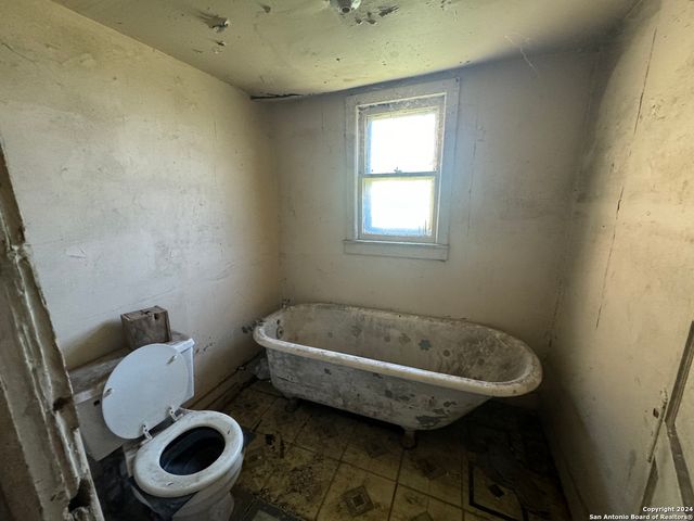 419 Rivas, San Antonio, TX 78207