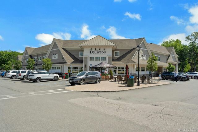 400 Main Street 5, Armonk, NY 10504