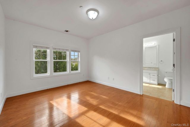 400 Main Street 5, Armonk, NY 10504