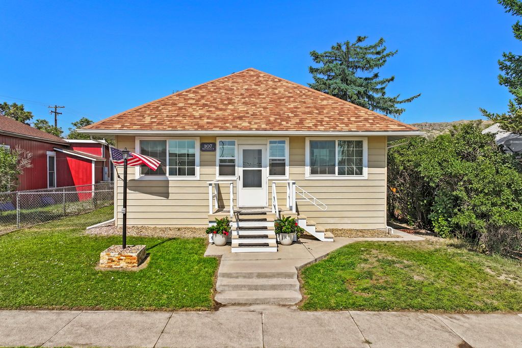 107 2nd Street N, Cascade, MT 59421 photo 1