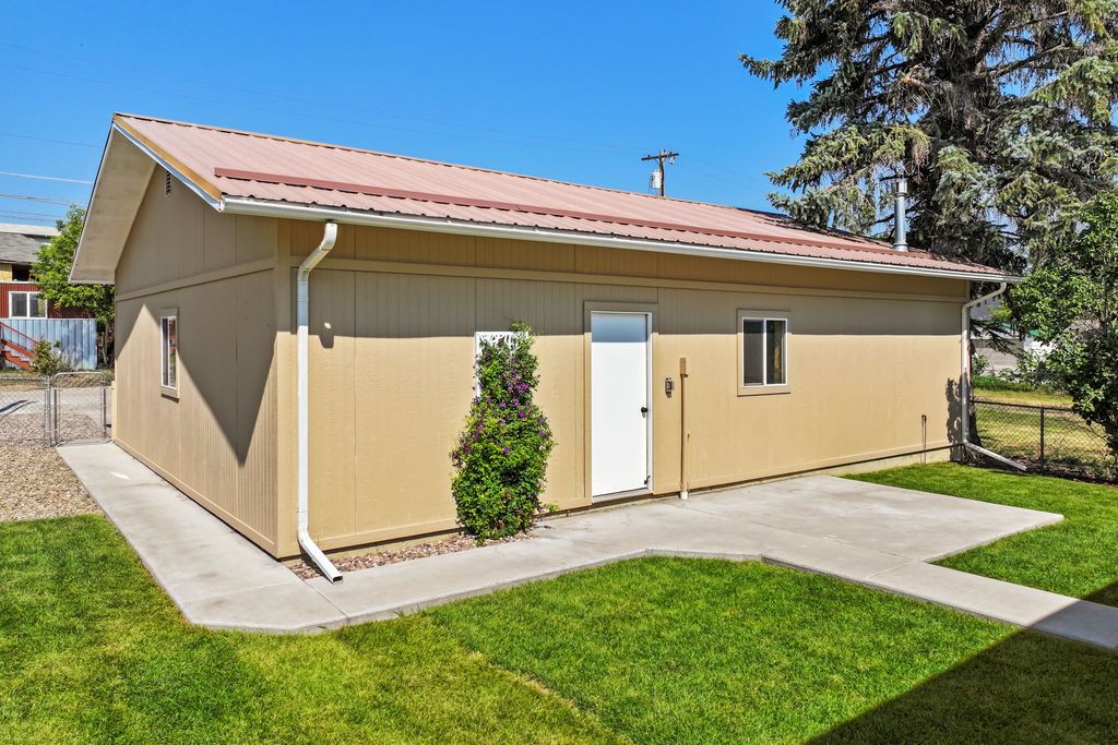 107 2nd Street N, Cascade, MT 59421 photo 4