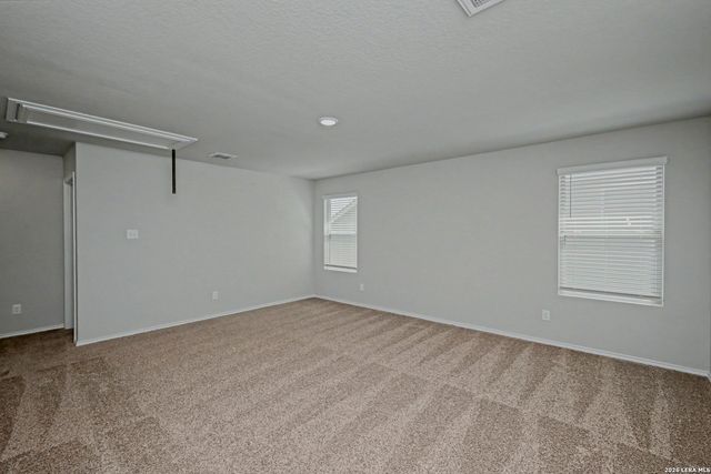 5602 Daniel Way, St Hedwig, TX 78152