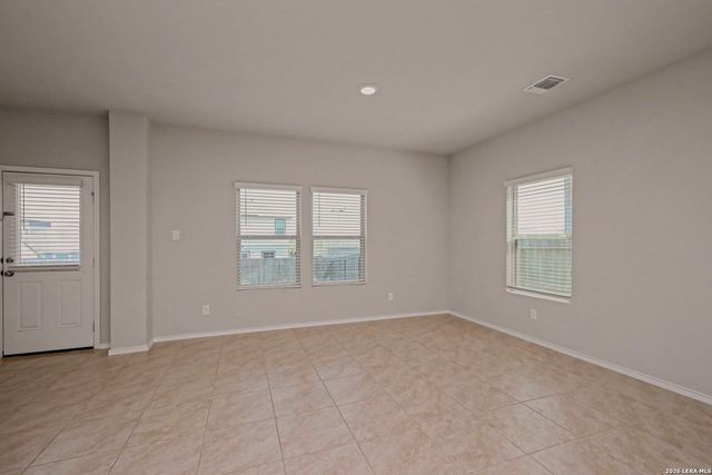 5602 Daniel Way, St Hedwig, TX 78152