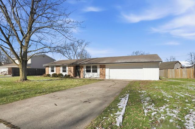 22331 Maple Lane, Woodburn, IN 46797