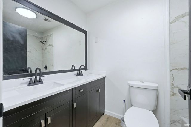 22331 Maple Lane, Woodburn, IN 46797