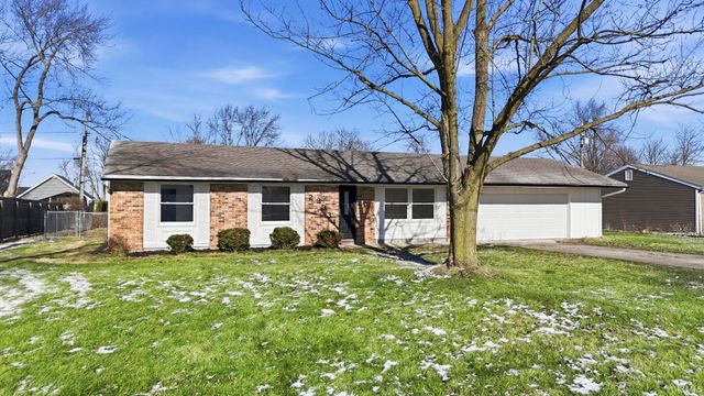 22331 Maple Lane, Woodburn, IN 46797