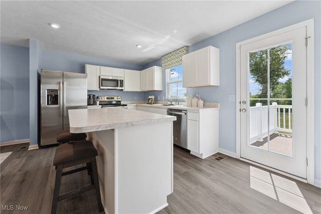 182 Captain Trail, Seville, OH 44273