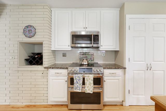 405 Tyler Avenue S, Edina, MN 55343