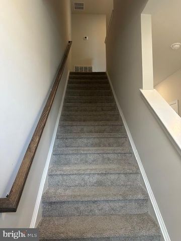 11 ANNA LN, Westampton, NJ 08060