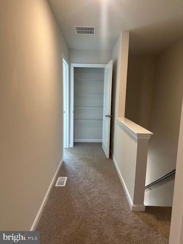 11 ANNA LN, Westampton, NJ 08060