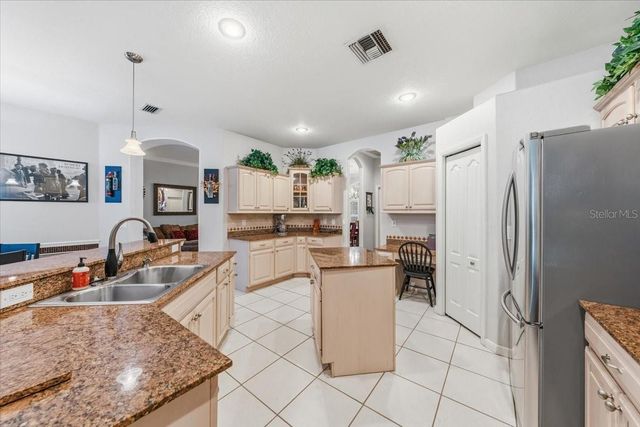 4941 FELECITY WAY, Palm Harbor, FL 34685