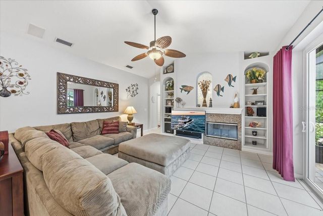 4941 FELECITY WAY, Palm Harbor, FL 34685