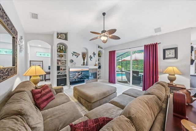 4941 FELECITY WAY, Palm Harbor, FL 34685