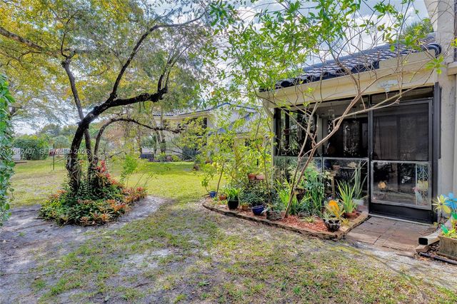 8025 NW 15th Mnr 8025, Plantation, FL 33322