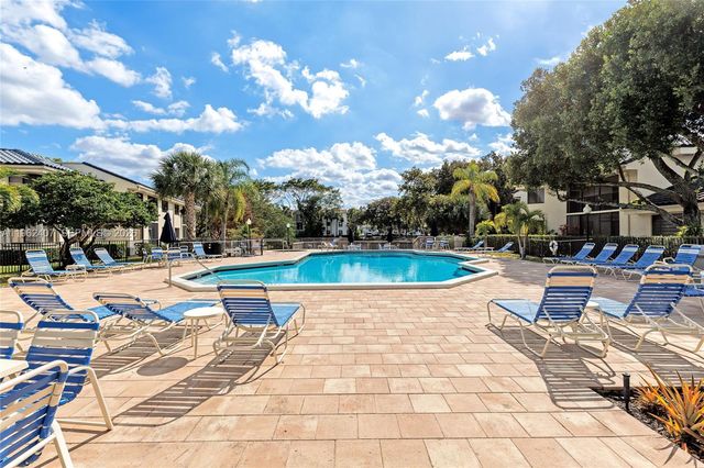 8025 NW 15th Mnr 8025, Plantation, FL 33322