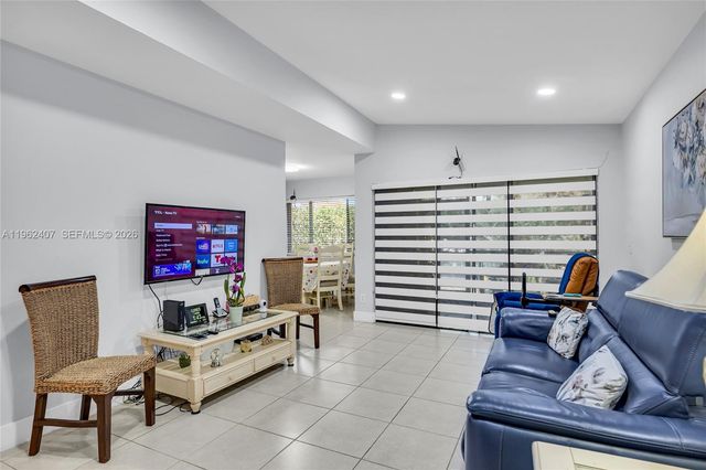 8025 NW 15th Mnr 8025, Plantation, FL 33322