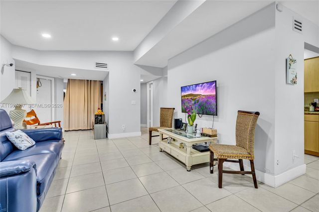 8025 NW 15th Mnr 8025, Plantation, FL 33322