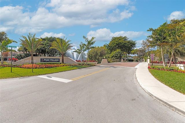 8025 NW 15th Mnr 8025, Plantation, FL 33322