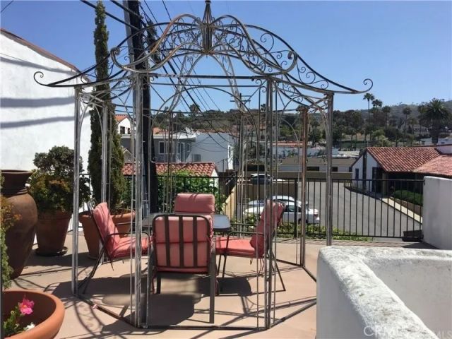 147 Avenida Serra 203, San Clemente, CA 92672