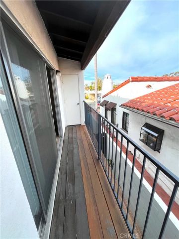 147 Avenida Serra 203, San Clemente, CA 92672
