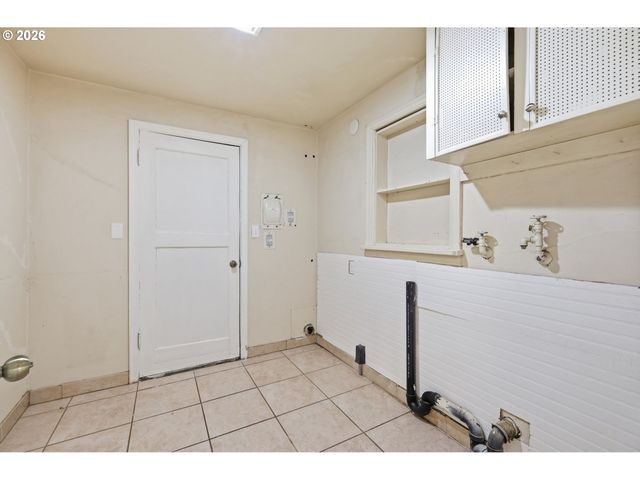 485 21ST St, Springfield, OR 97477