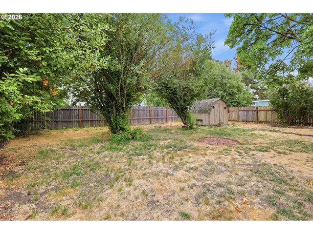485 21ST St, Springfield, OR 97477