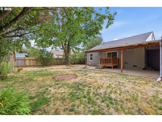 485 21ST St, Springfield, OR 97477