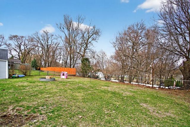 3020 Chippewa Trail, Jackson, MI 49202