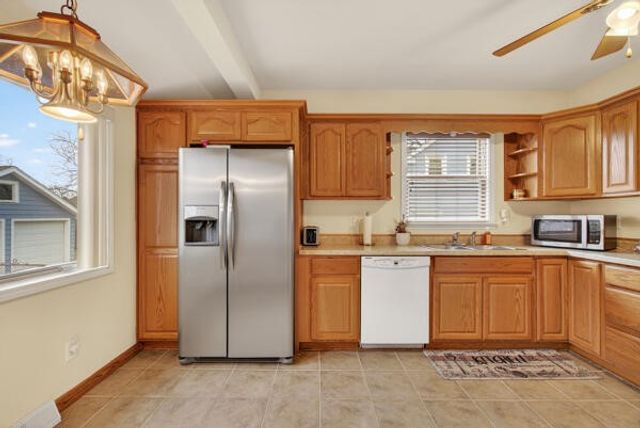 3020 Chippewa Trail, Jackson, MI 49202