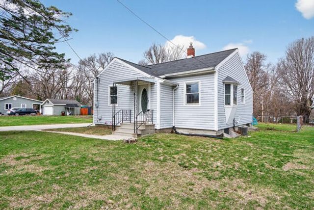 3020 Chippewa Trail, Jackson, MI 49202