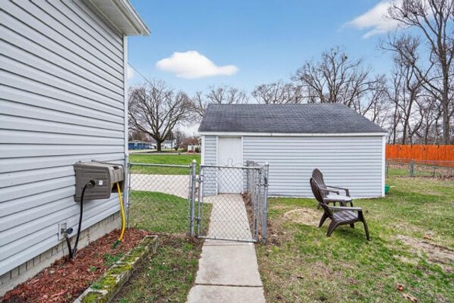 3020 Chippewa Trail, Jackson, MI 49202