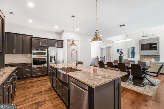 115 Browning Court, Fayetteville, GA 30214